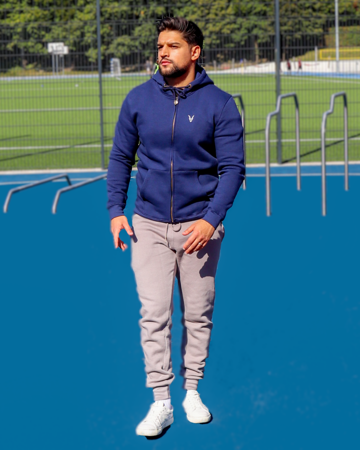 Hoddie Zipper Blau Logo Rot/Weiß