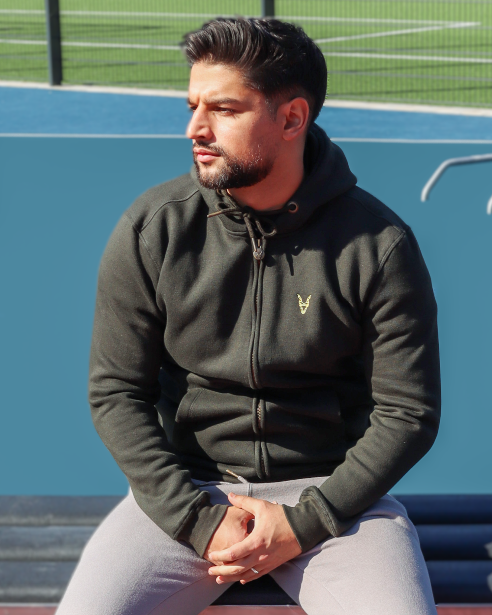 Hoddie Zipper Grün Logo Rot/Gelb