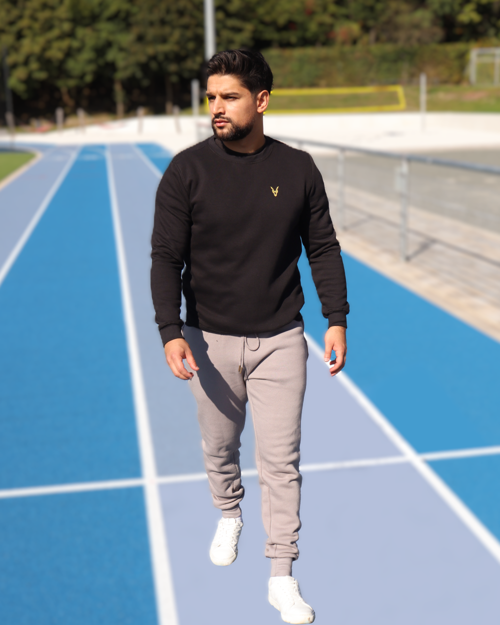 Pullover Schwarz Logo Rot/Gelb