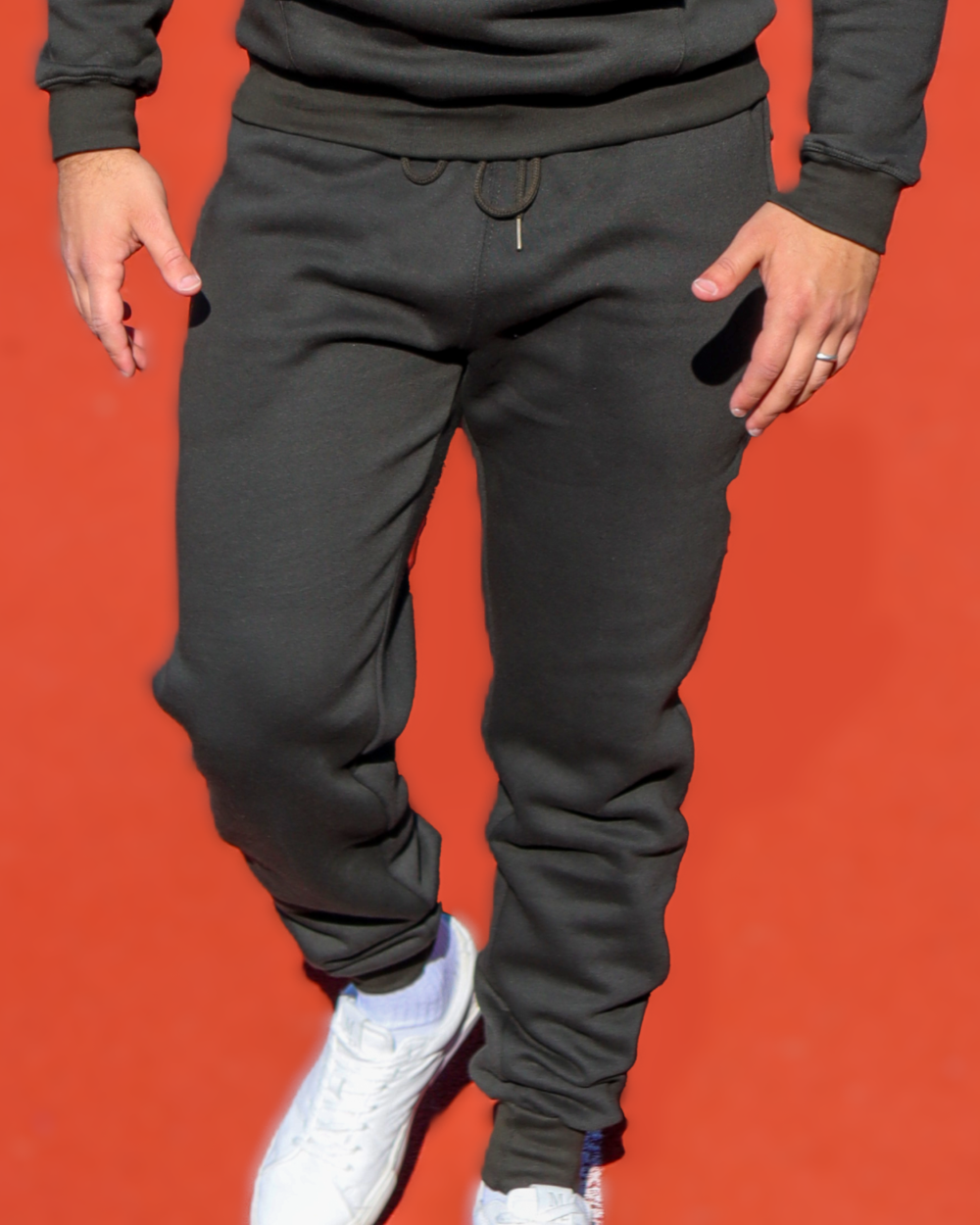 Hose Slim Fit  Grün Logo Rot/Gelb